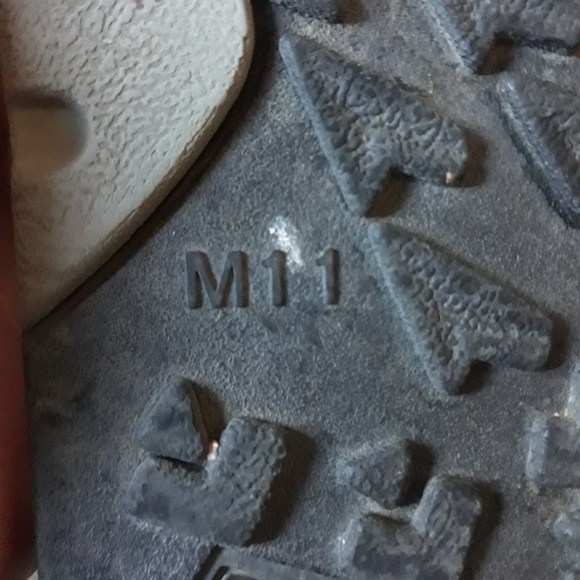 Teva Hurricane sandals mens 11 - Picture 5 of 5